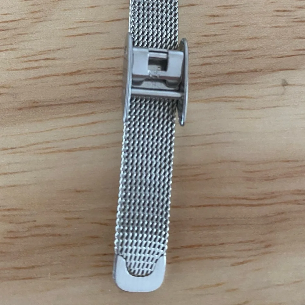 Armitron Ladies Rose Gold Case Watch Silver Mesh Strap Stone Accents Adjustable - Picture 8 of 15